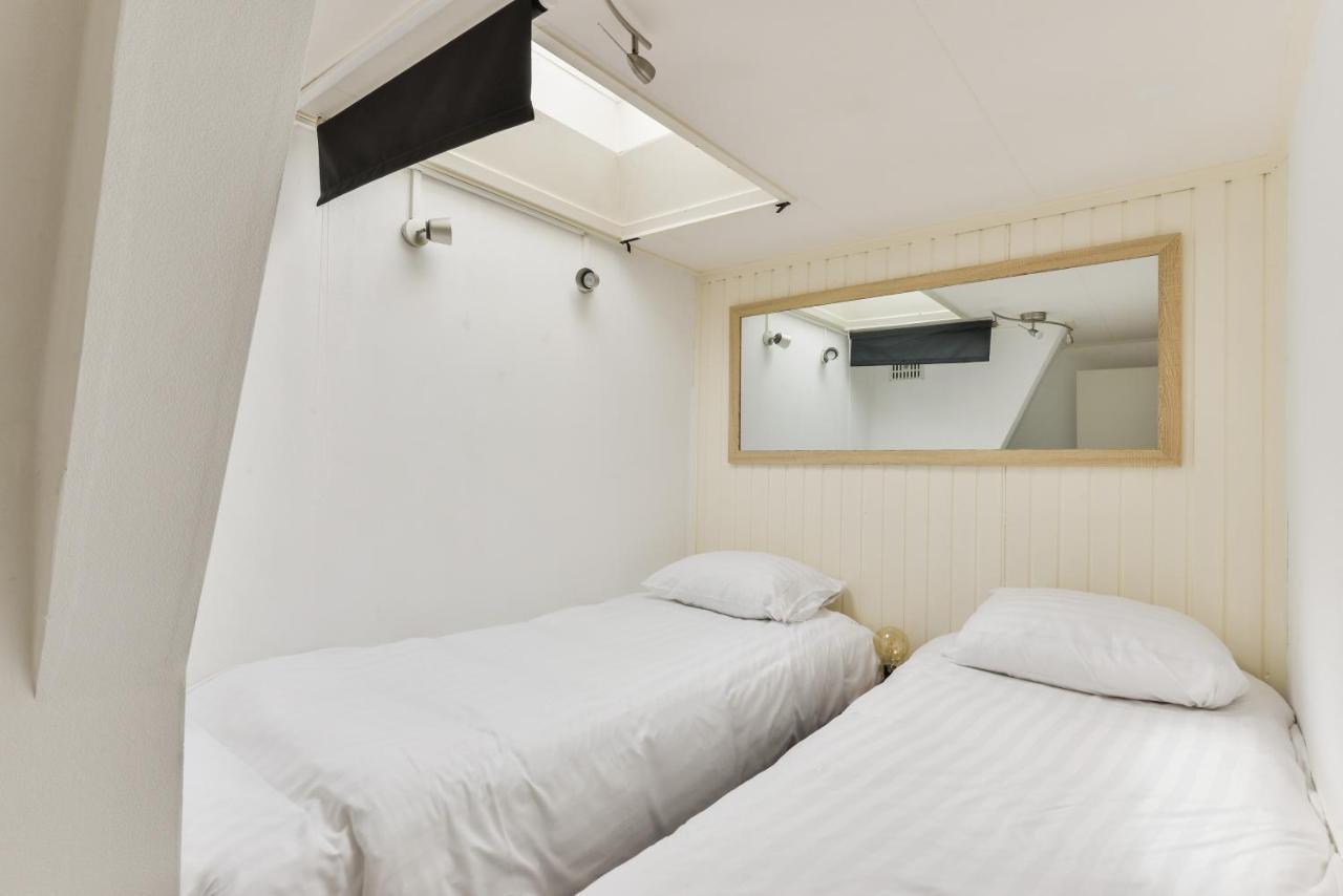 Large Family House Near Station, A'Dam And Bergen Apartment Alkmaar Ngoại thất bức ảnh